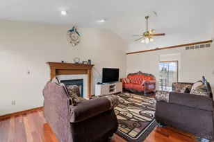 6983 Hunters Moon Ct, Fairfield Township, OH 45011 - Photo 4