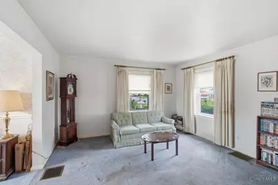 4009 St Johns Terrace, Deer Park, OH 45236 - Photo 6