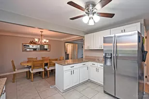 3384 Keywest Dr, Green Township, OH 45239 - Photo 14