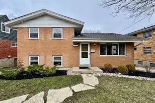 3260 Blueacres Dr, Colerain Township, OH 45239 - Photo 1