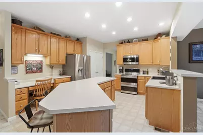 5766 Cedarview Court, Liberty Township, OH 45044 - Photo 16