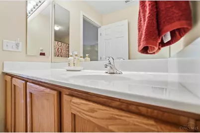 5766 Cedarview Court, Liberty Township, OH 45044 - Photo 54