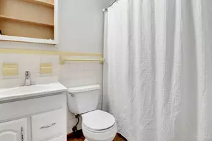 1748 Hilltree Dr, Anderson Township, OH 45255 - Photo 8