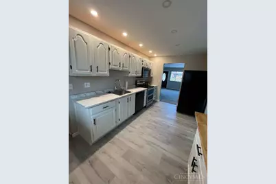 2335 Bluelark Drive, Cincinnati, OH 45231 - Photo 2