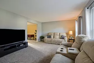 5462 Brigade Ct, Green Township, OH 45239 - Photo 6