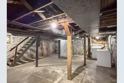 1606 Brewster Avenue, Cincinnati, OH 45207 - Photo 24