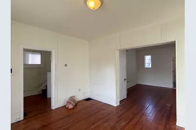 1606 Brewster Avenue, Cincinnati, OH 45207 - Photo 8