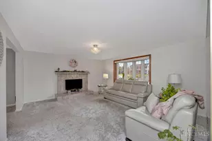 5449 S Garrett Dr, Miami Township, OH 45150 - Photo 2