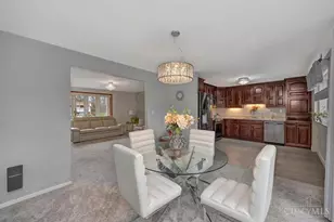 5449 S Garrett Dr, Miami Township, OH 45150 - Photo 8