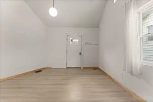 2888 Losantiville Ave, Cincinnati, OH 45213 - Photo 8