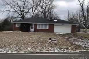 7074 Farmington Rd, Miamisburg, OH 45342 - Photo 1