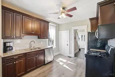 6140 Grand Vista Avenue, Cincinnati, OH 45213 - Photo 12