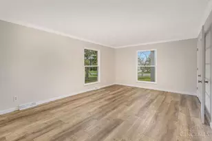 9301 Sunderland Way, West Chester, OH 45069 - Photo 6