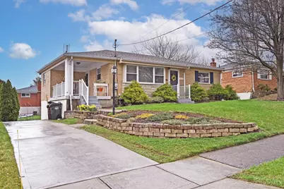 5722 Kroegermount Drive, Green Township, OH 45239 - Photo 2