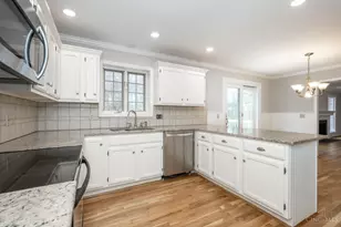 8917 Appleseed Dr, Symmes Township, OH 45249 - Photo 12