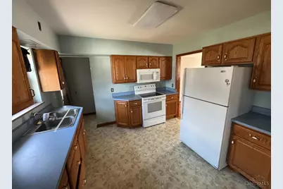 10528 Pottinger Road, Colerain Township, OH 45251 - Photo 14