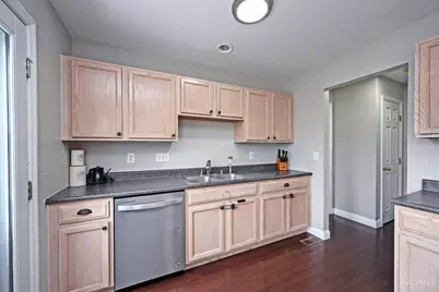 7545 Hyatts Lane, Hamilton Township, OH 45039 - Photo 16