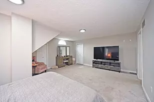 7545 Hyatts Ln, Hamilton Township, OH 45039 - Photo 30