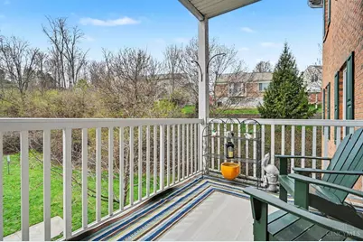 5401 Michelles Oak Court #E, Green Township, OH 45238 - Photo 4