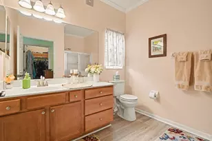 5401 Michelles Oak Ct, Green Township, OH 45238 - Photo 16