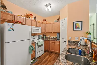 5401 Michelles Oak Court #E, Green Township, OH 45238 - Photo 12