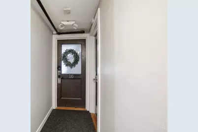 1202 Main Street #16, Cincinnati, OH 45202 - Photo 6