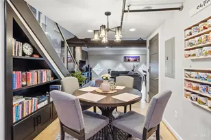 1202 Main St, Cincinnati, OH 45202 - Photo 24