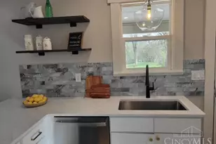 26 Chestnut Ave, Wyoming, OH 45215 - Photo 12