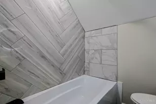 3765 Iona Ave, Cincinnati, OH 45213 - Photo 18