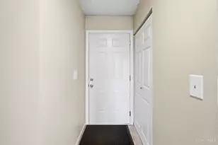 5196 Putters Cir, West Chester, OH 45069 - Photo 6