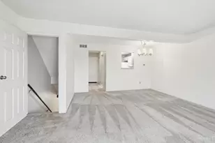 5196 Putters Cir, West Chester, OH 45069 - Photo 10