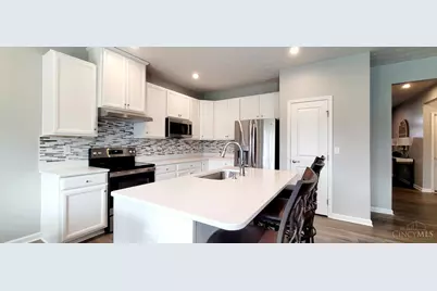 1583 Clearbrook Ln, Batavia Township, OH 45102 - Photo 6