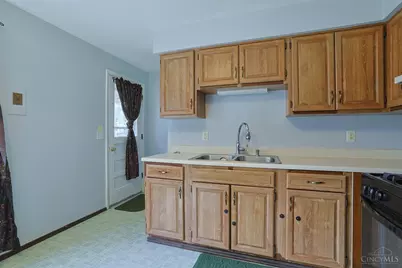 3217 Rockacres Court, Colerain Township, OH 45239 - Photo 8