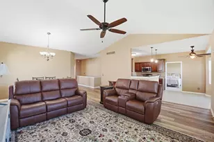 5254 Elk Run Dr, Liberty Township, OH 45011 - Photo 8
