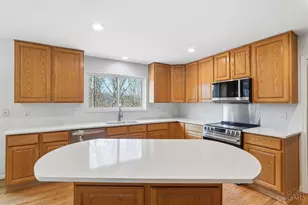 452 Windfern Forest Ln, Union Township, OH 45244 - Photo 14