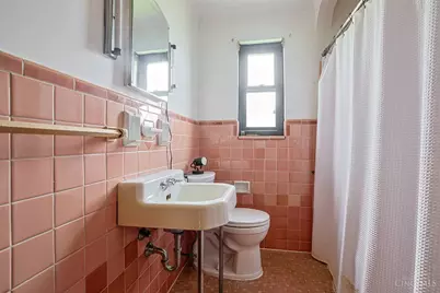 4228 Homelawn Avenue, Green Township, OH 45211 - Photo 28