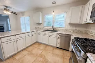 3694 Foxdale Ct, Batavia Township, OH 45102 - Photo 2