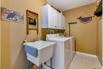 2344 Castle Pines Court, Hamilton, OH 45013 - Photo 16