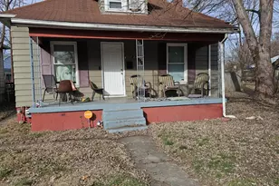 2207 Crescent Blvd, Middletown, OH 45042 - Photo 1