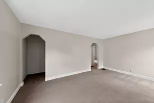 1778 Ashbrook Dr, Cincinnati, OH 45238 - Photo 12