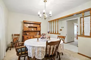 8253 Lake Ridge Dr, West Chester, OH 45069 - Photo 10