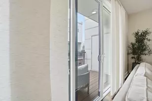 2711 Hyde Park Ave, Cincinnati, OH 45209 - Photo 20