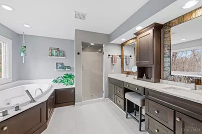 8590 Trillium Ridge Lane, Anderson Township, OH 45255 - Photo 20