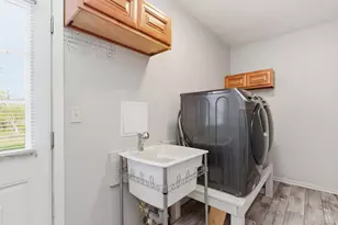 5667 Crooked Tree Ln, Miami Township, OH 45150 - Photo 32