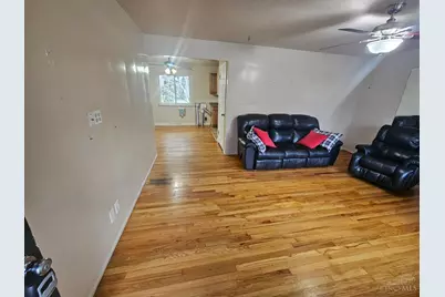 860 Sarbrook Drive, Springfield Township, OH 45231 - Photo 8