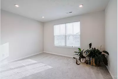 320 Chevington Chase, Tipp City, OH 45371 - Photo 30