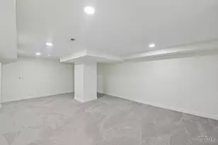 357 Meadowcrest Rd, Cincinnati, OH 45231 - Photo 42