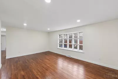 357 Meadowcrest Road, Cincinnati, OH 45231 - Photo 10