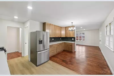 357 Meadowcrest Road, Cincinnati, OH 45231 - Photo 14