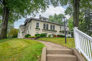 3246 Observatory Ave, Cincinnati, OH 45208 - Photo 6